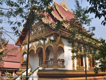 Le Wat Sainyaphum